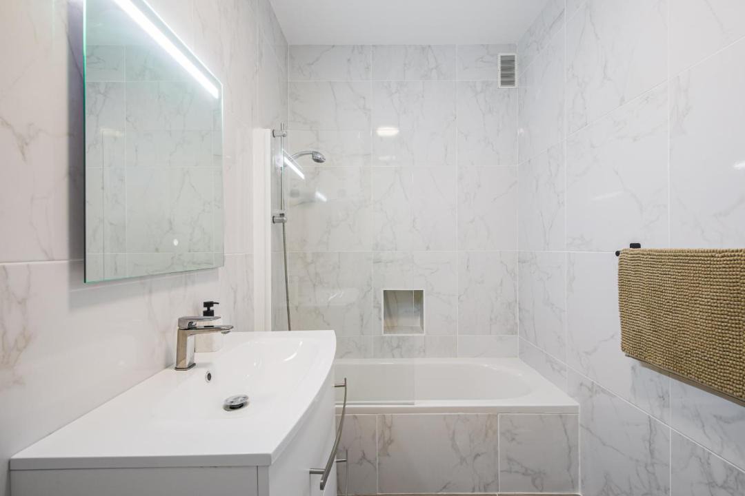Photo of Bathroom in Quartier Exposition-Bajatiere