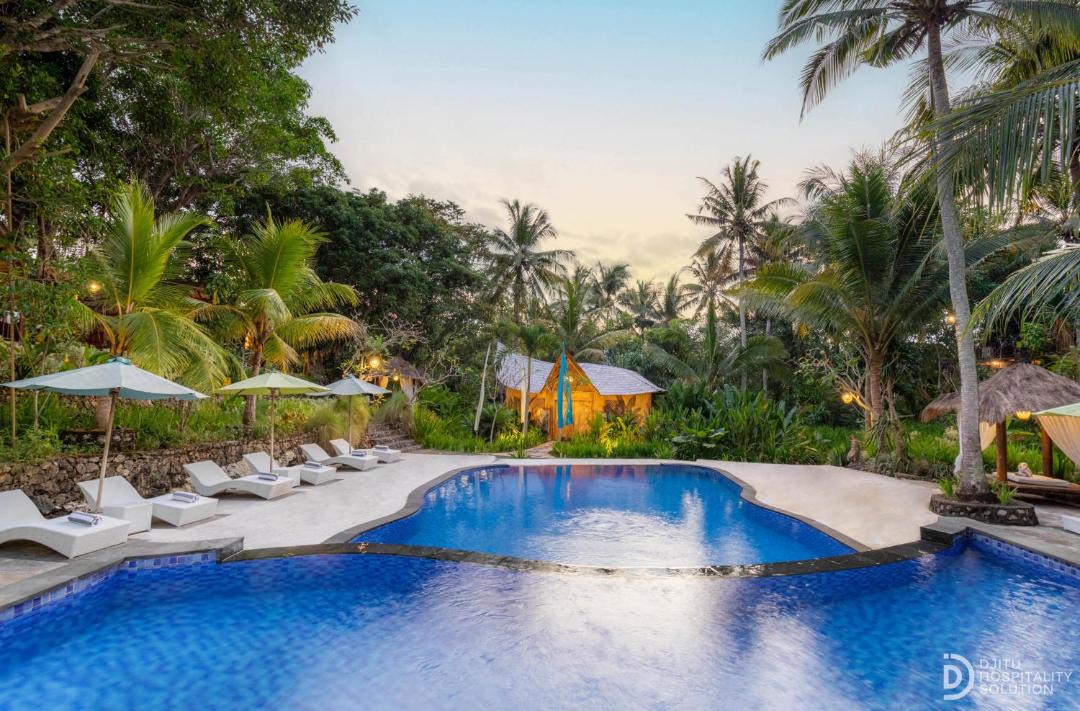 Photo of Others in Botoemadeg