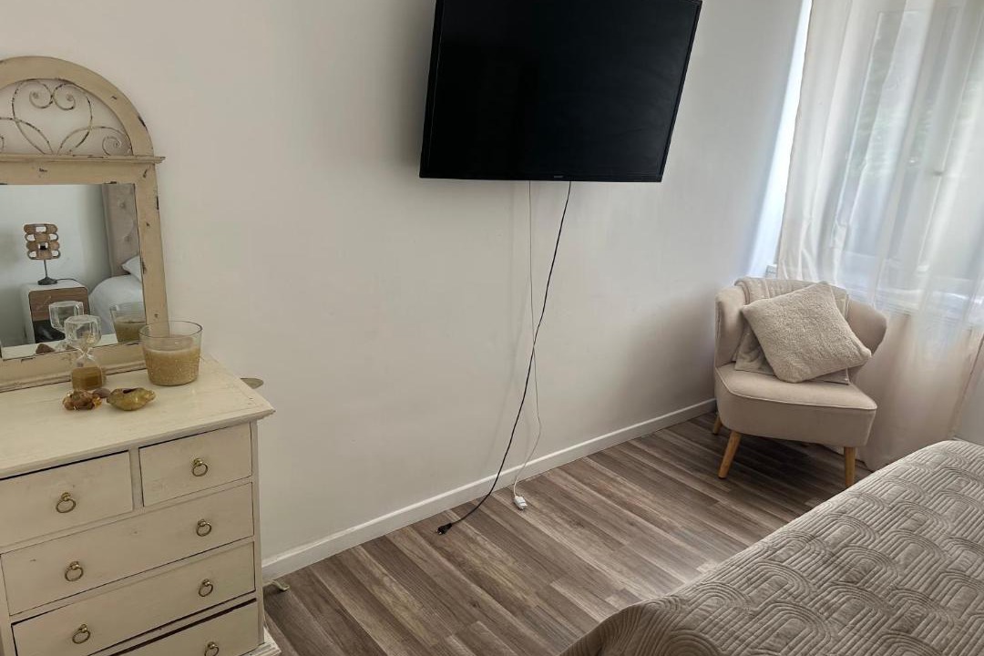 Photo of Others in Gadencourt