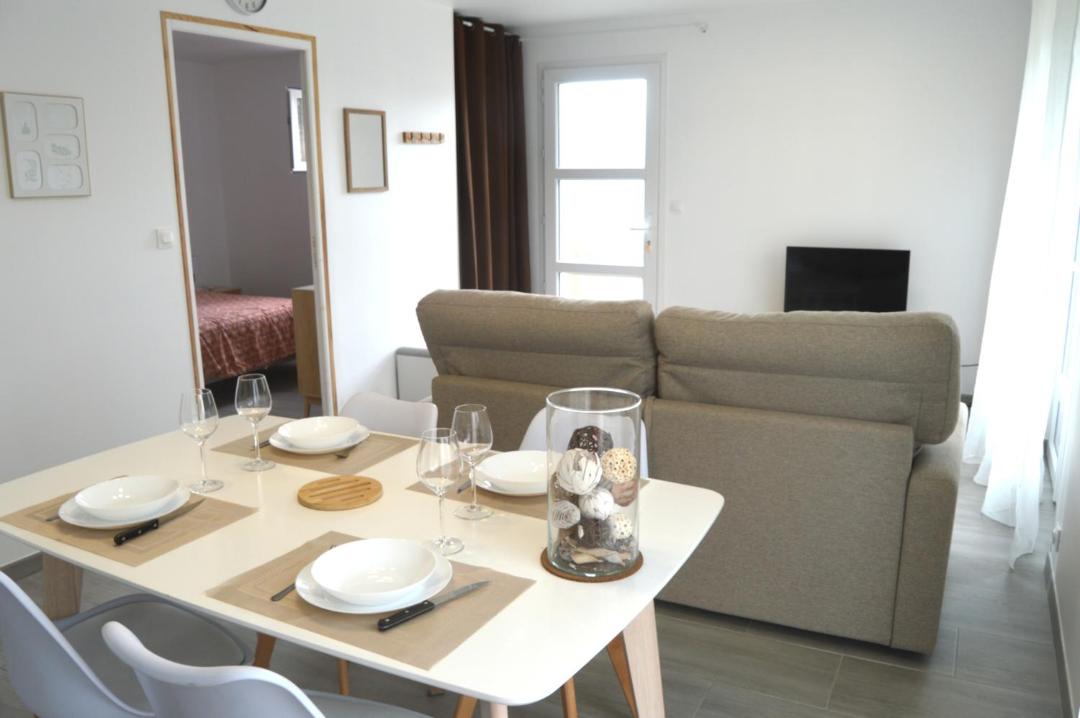 Photo of Others in Coudures