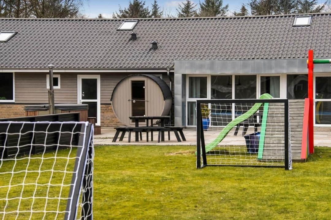 Photo of Others in Falen