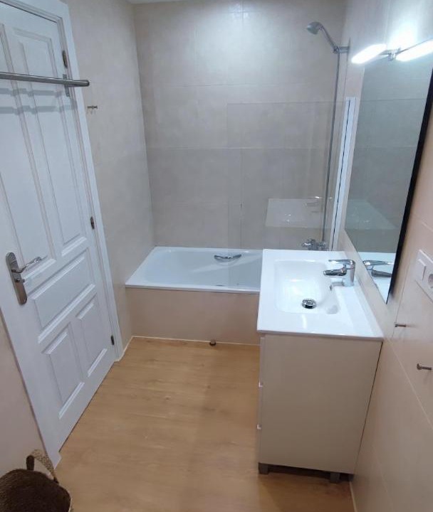 Photo of Bathroom in Escarrilla