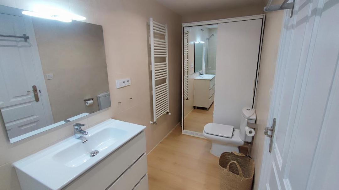 Photo of Bathroom in Escarrilla