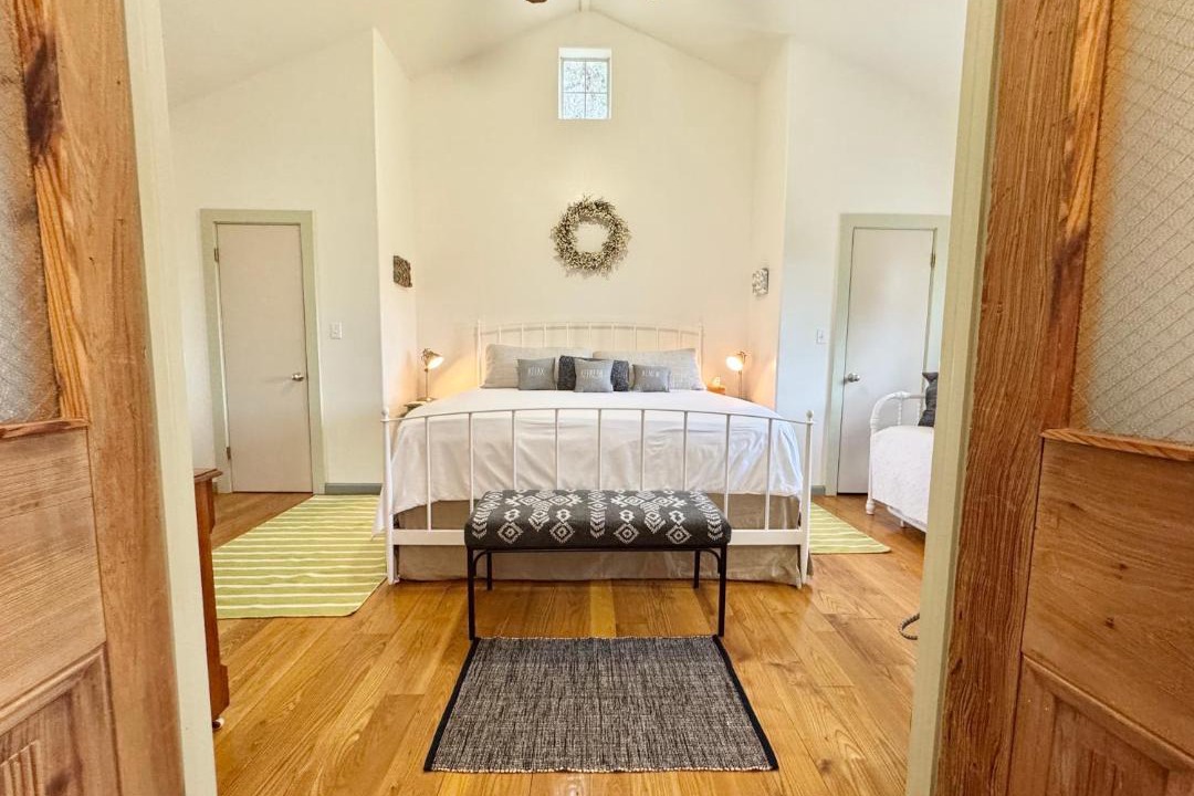 Photo of Bedroom in Cypress Banks