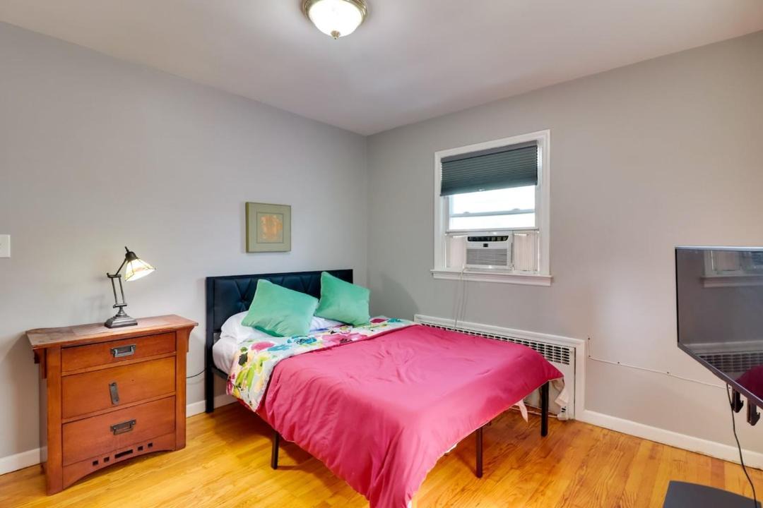 Photo of Bedroom in Hillside