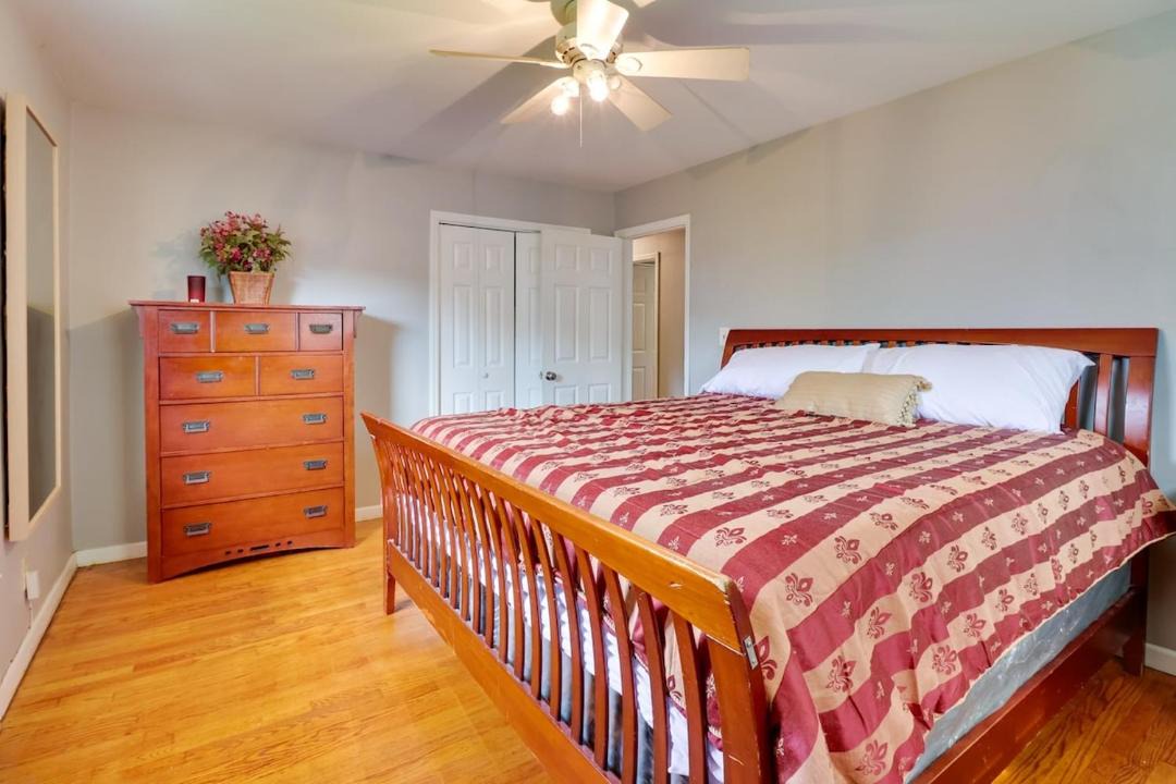 Photo of Bedroom in Hillside