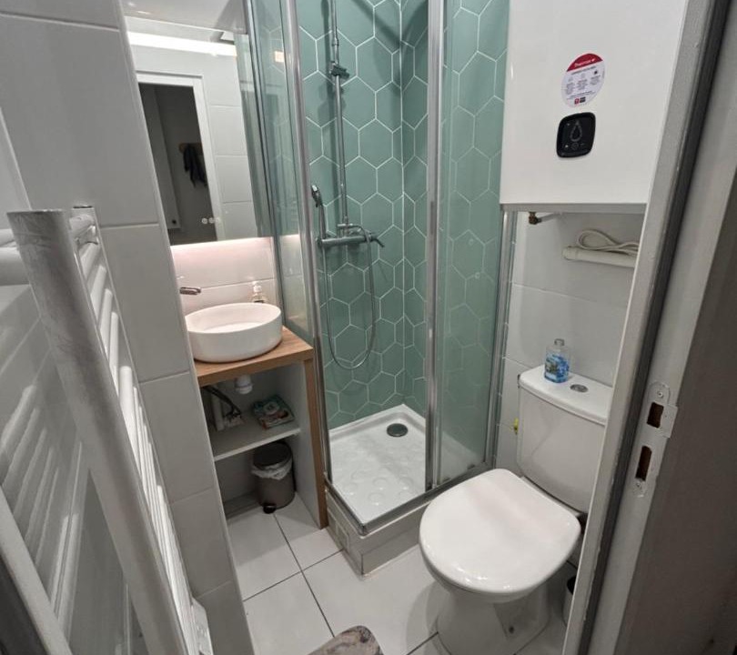 Photo of Bathroom in Cachan