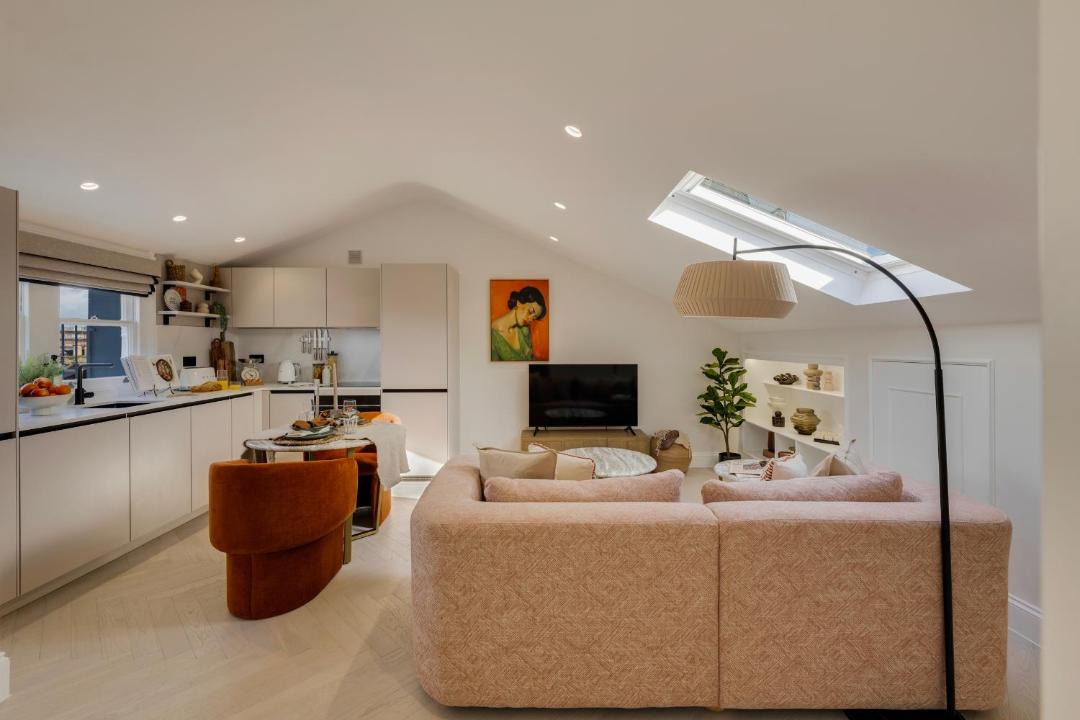 Photo of Others in Pembridge