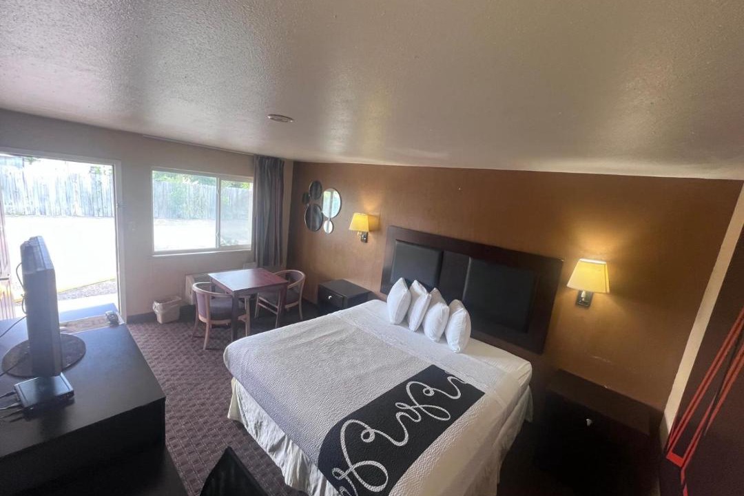 Photo of Bedroom in Falfurrias