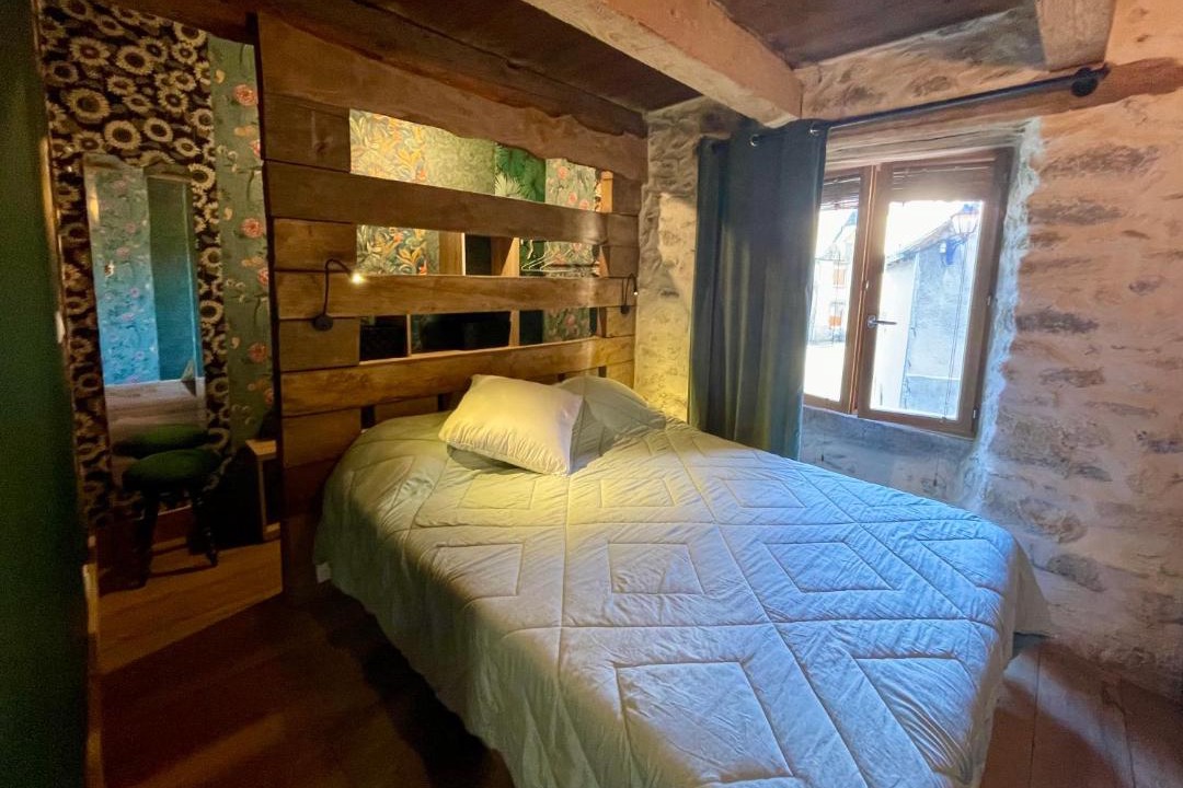 Photo of Bedroom in Egliseneuve-d'Entraigues