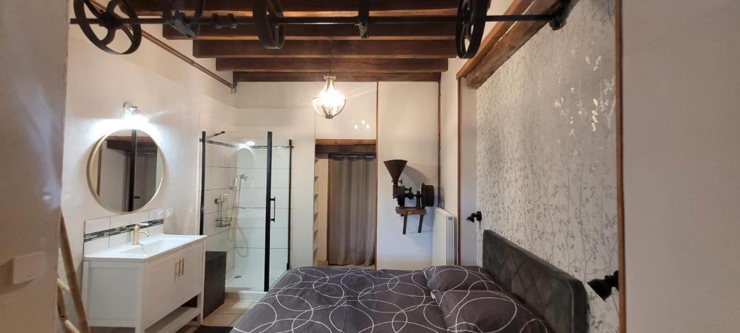 Photo of Others in Corrobert