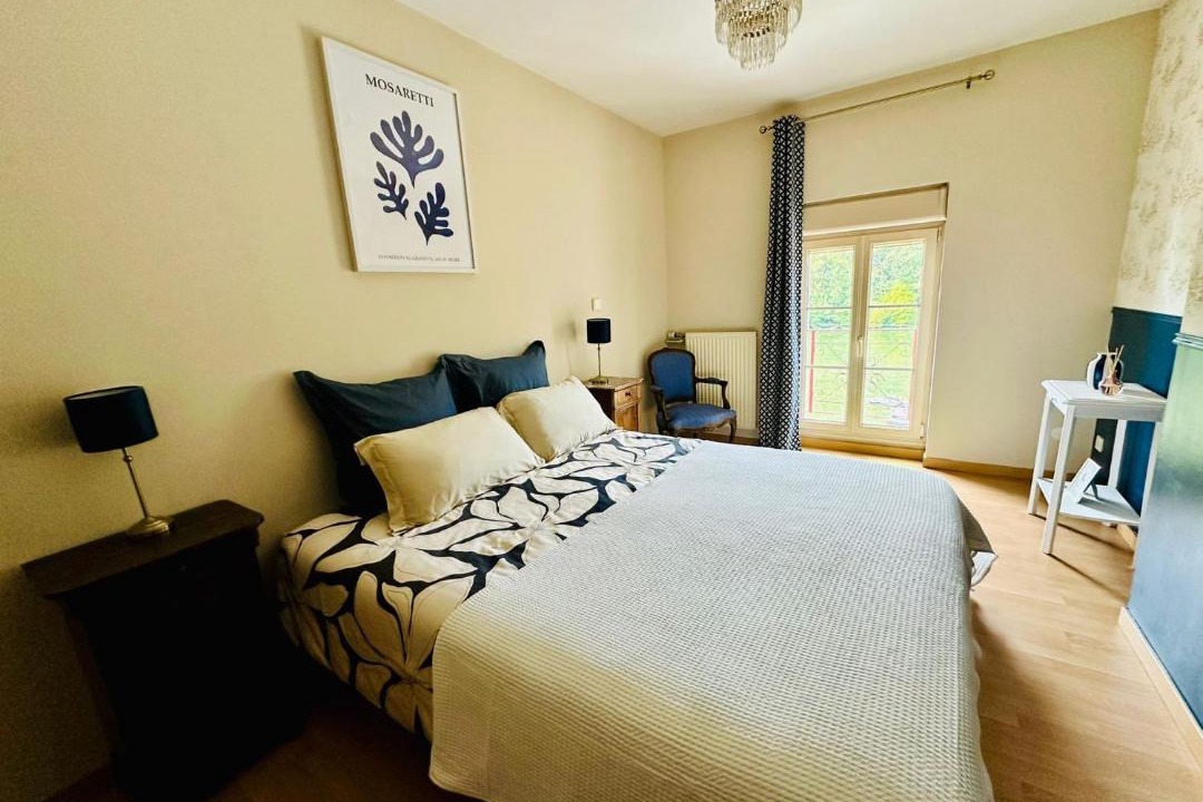 Photo of Bedroom in Seurre