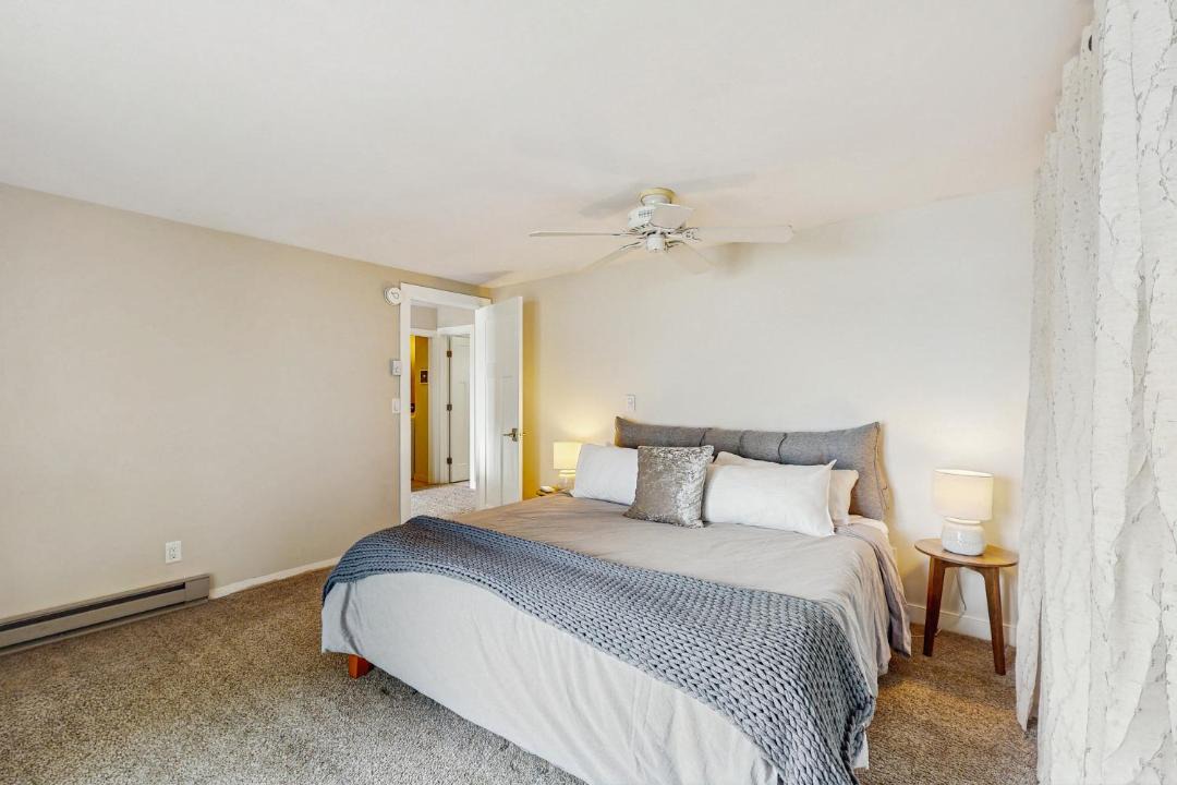 Photo of Others in Malletts Bay