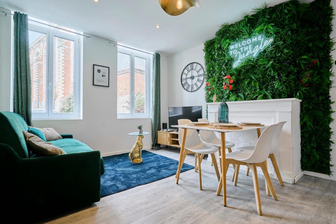 Photo of Livingroom in Carvin