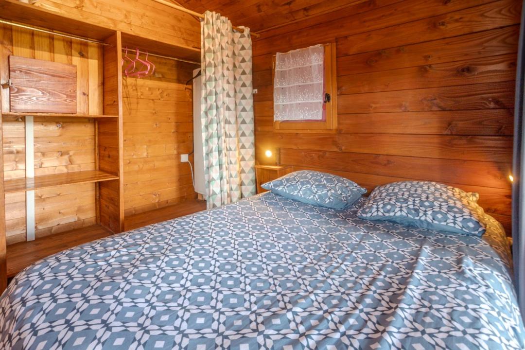 Photo of Others in Mortiers