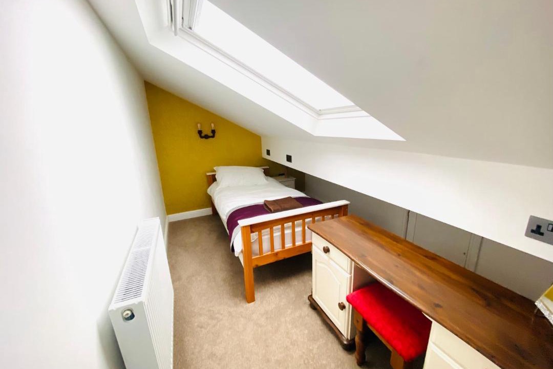 Photo of Others in Helsby