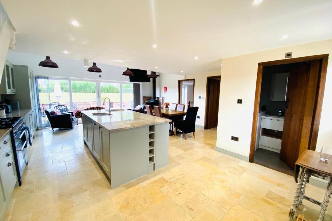 Photo of Others in Helsby