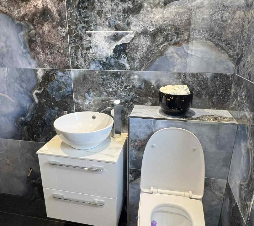 Photo of Others in Leavesden