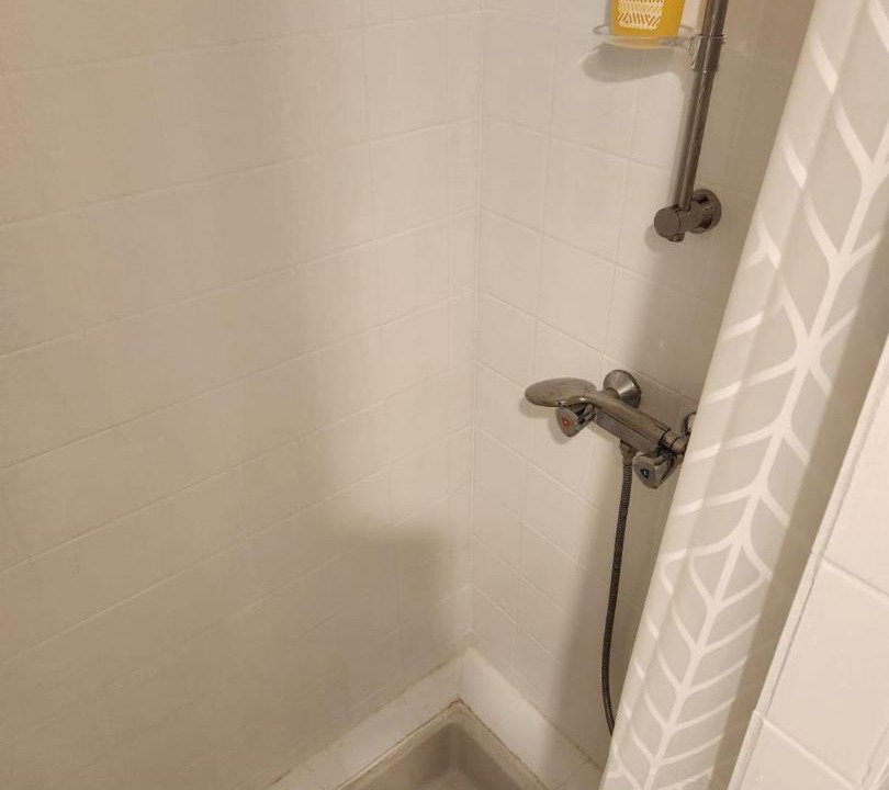 Photo of Bathroom in Saint-Jean-d'Angely