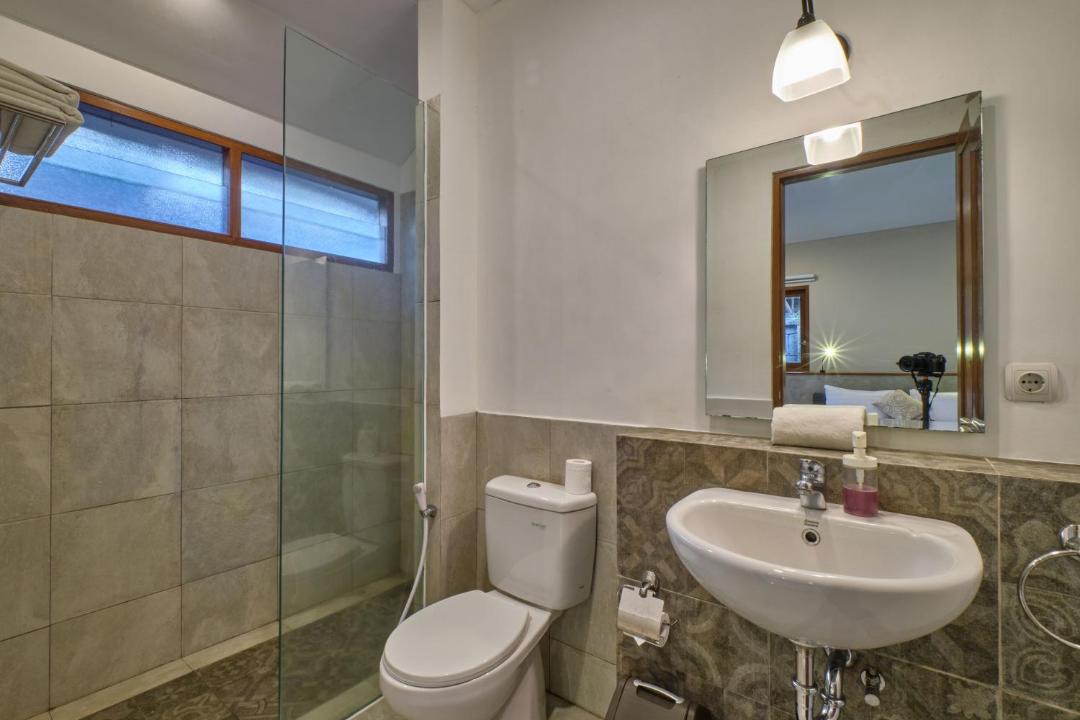 Photo of Bathroom in Petulu