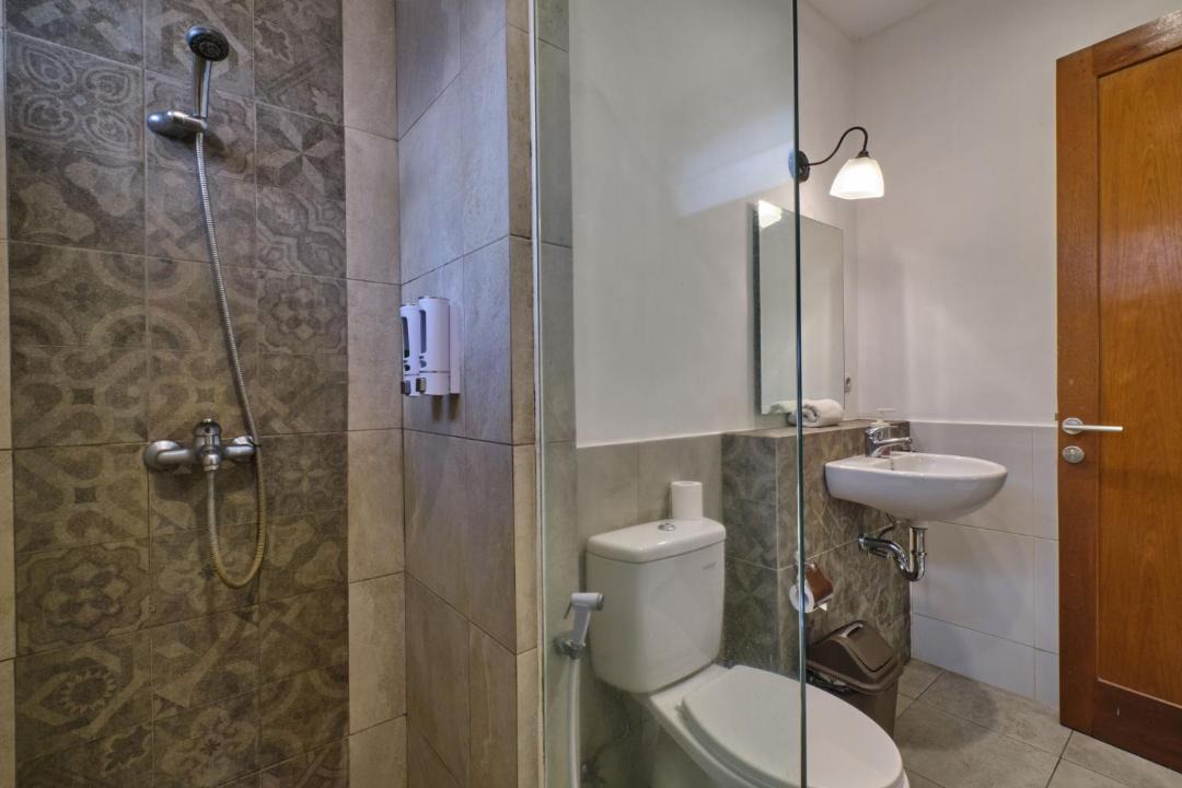 Photo of Bathroom in Petulu