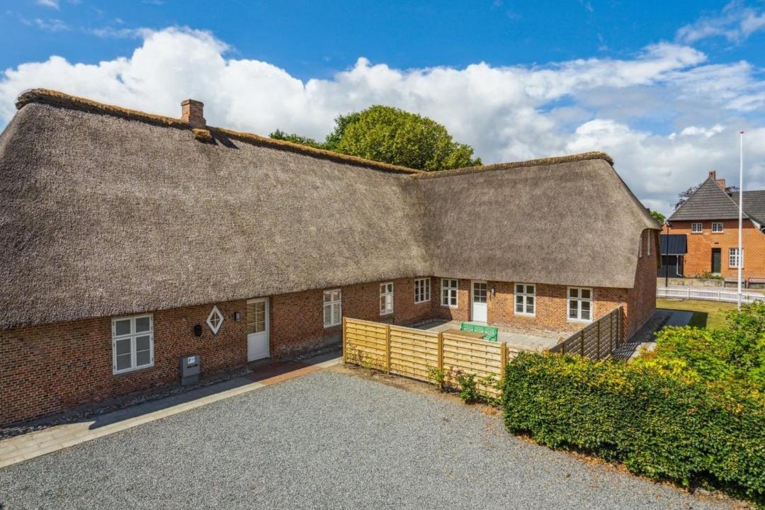 Photo of Others in Hojer