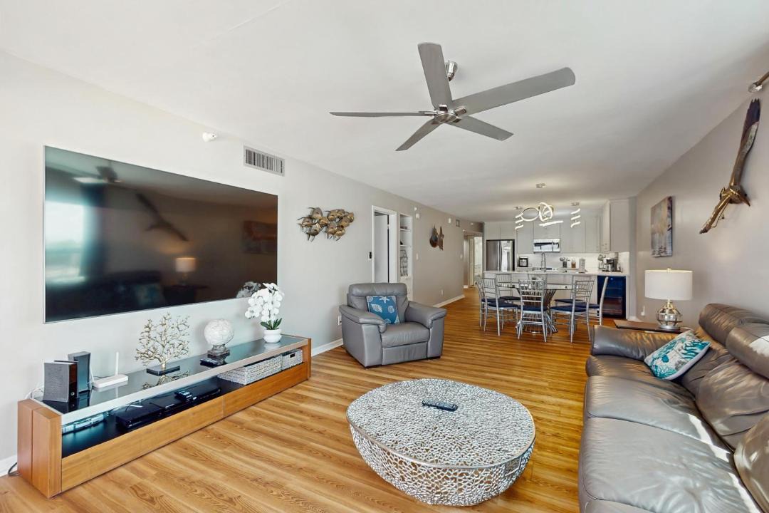 Photo of Livingroom in Madeira Beach