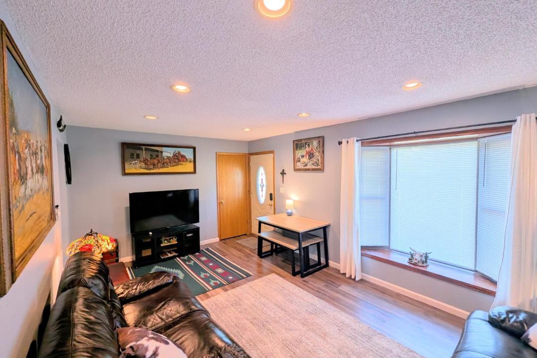 Photo of Others in Des Moines