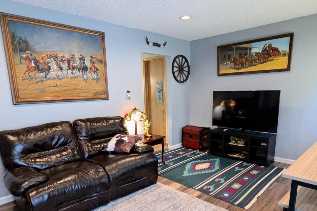 Photo of Others in Des Moines