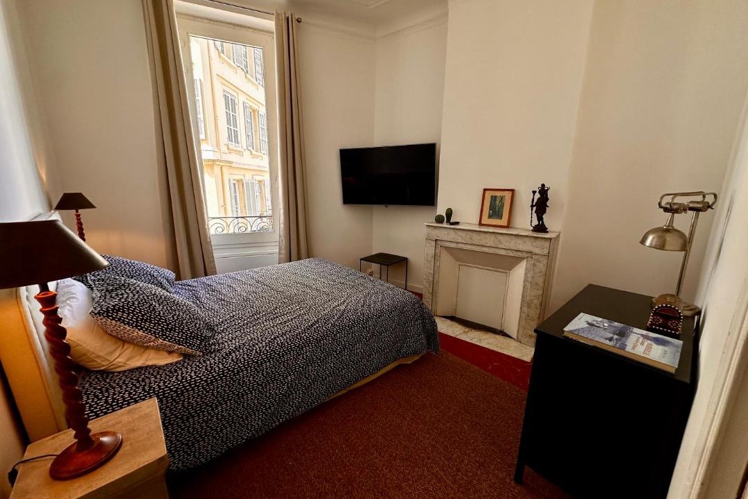 Photo of Bedroom in Noailles