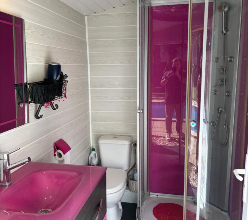 Photo of Bathroom in Oeyreluy