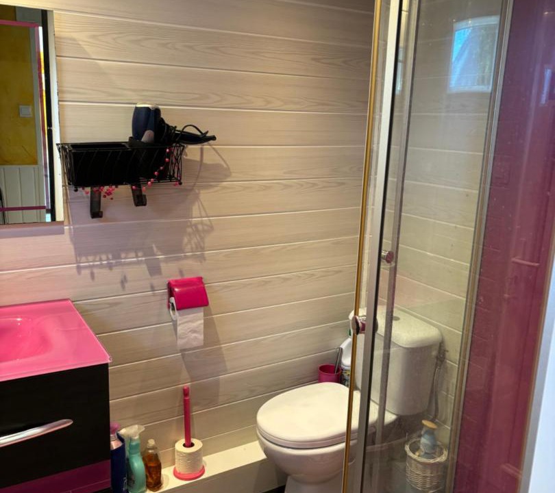 Photo of Bathroom in Oeyreluy