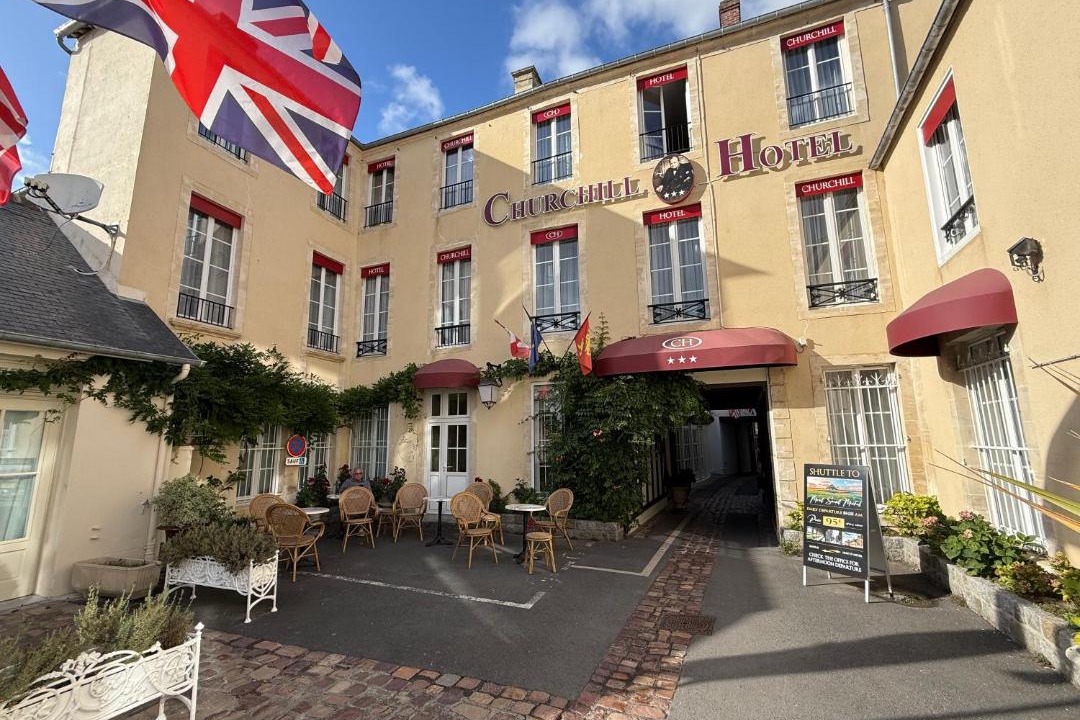 Photo of Others in Bayeux