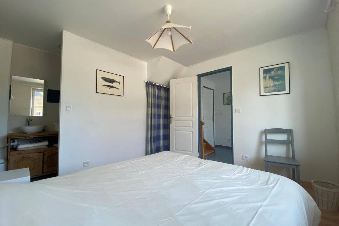 Photo of Bedroom in Tredrez-Locquemeau