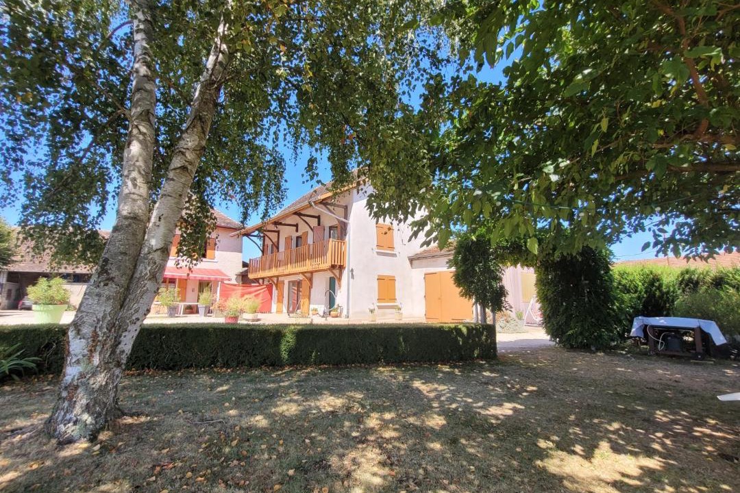 Photo of Others in Corbelin