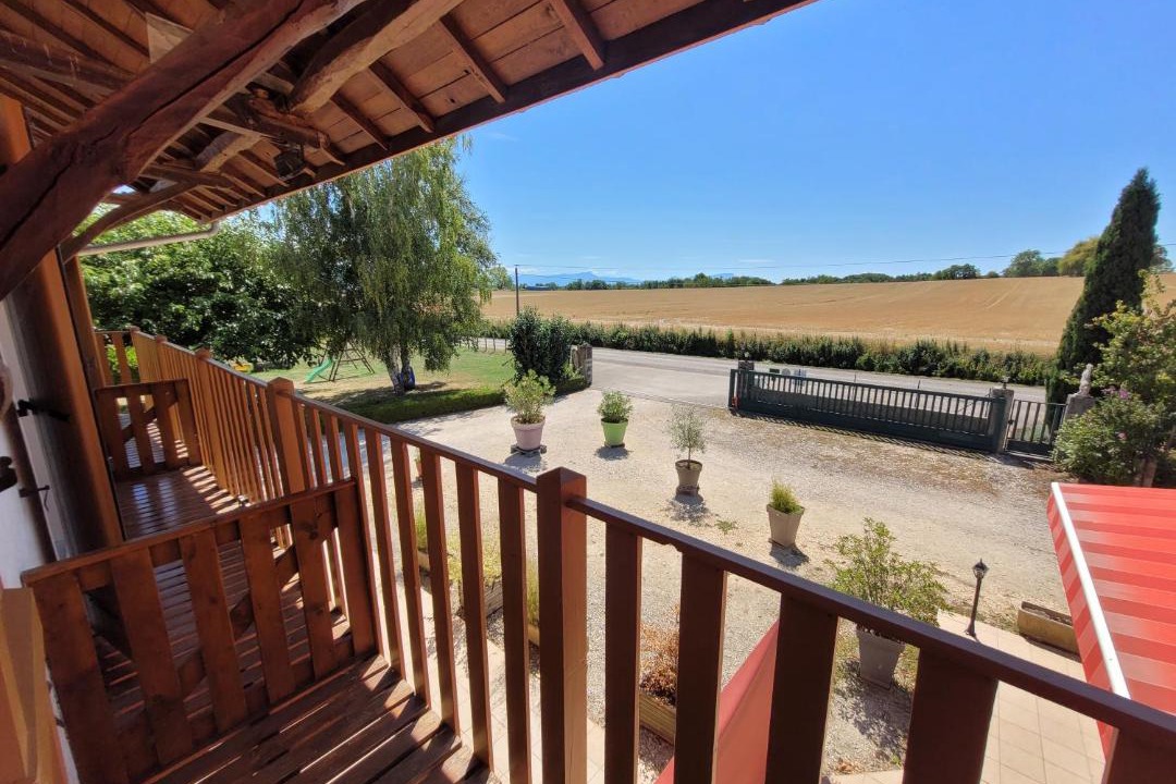 Photo of Patio Balcony in Corbelin