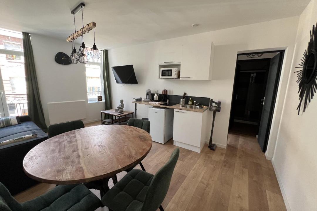 Photo of Others in Lens