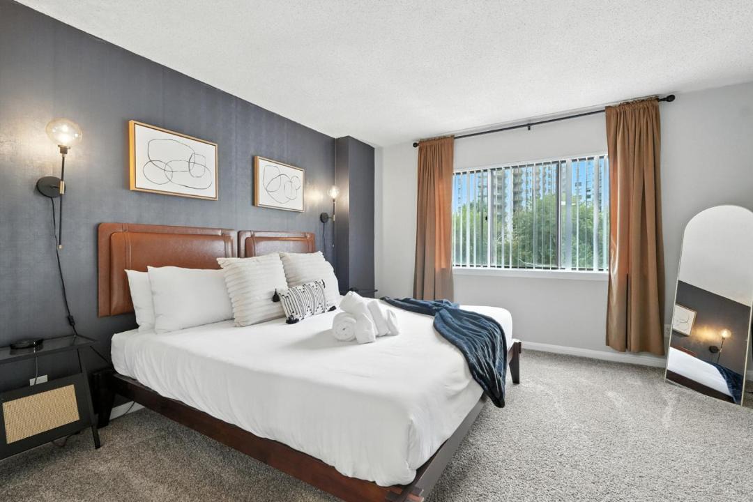 Photo of Bedroom in Crystal City