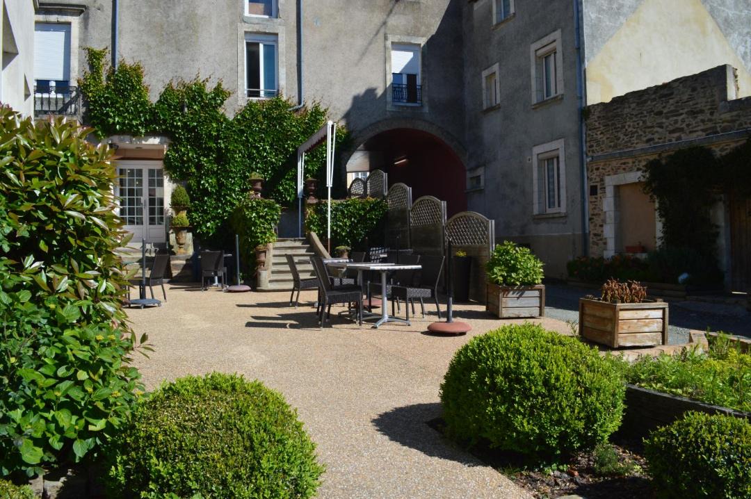 Photo of Others in Sille-le-Guillaume