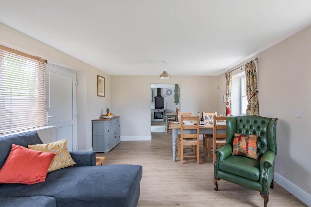 Photo of Others in Lower Wick