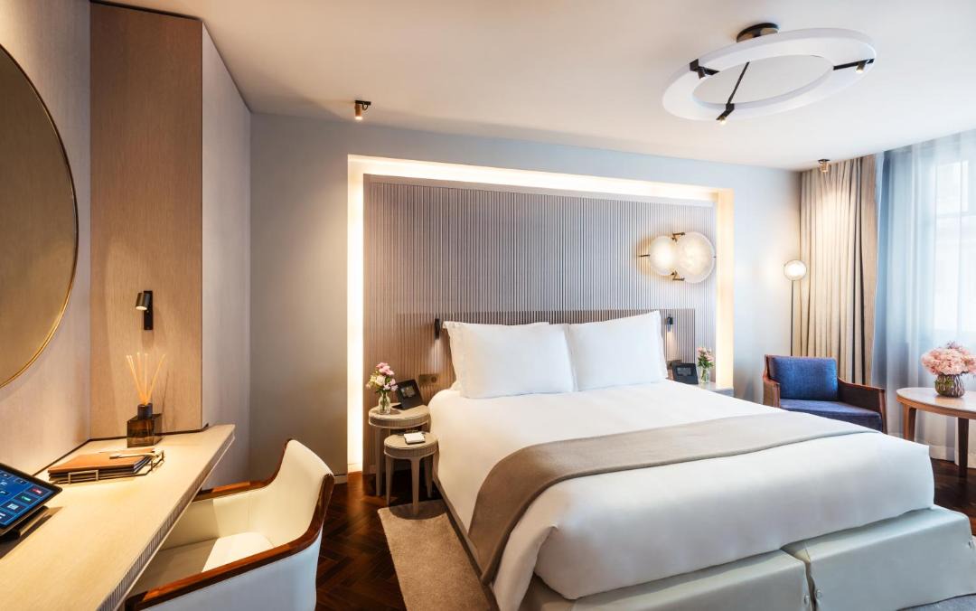 Photo of Bedroom in 6th Arrondissement