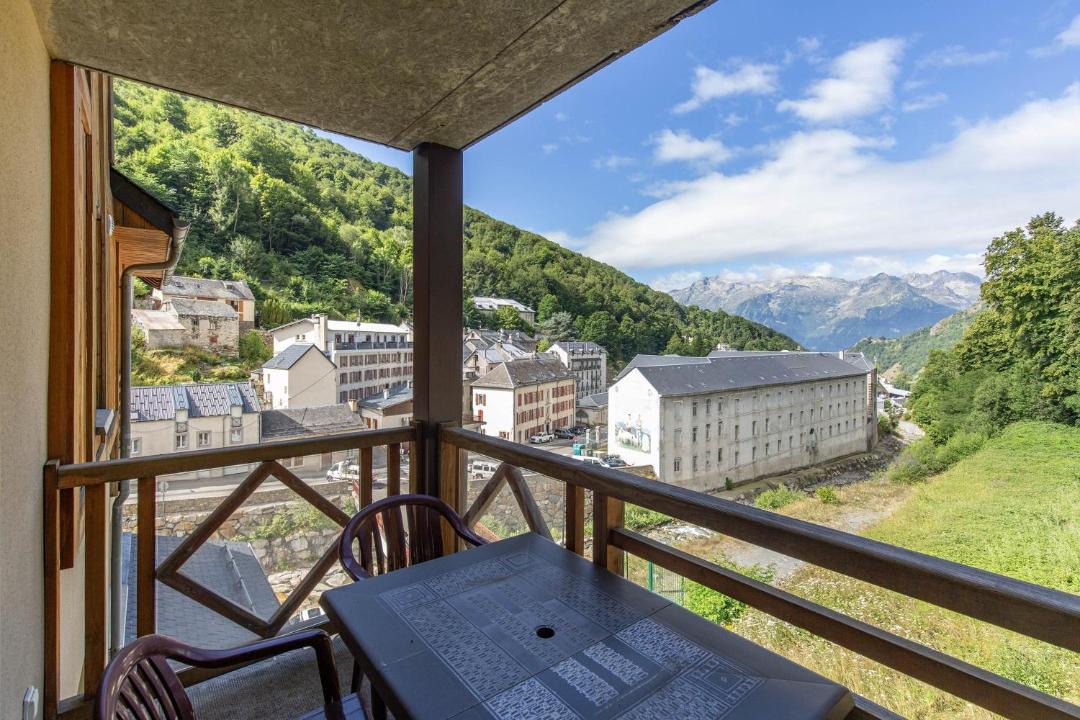 Photo of Patio Balcony in Sers