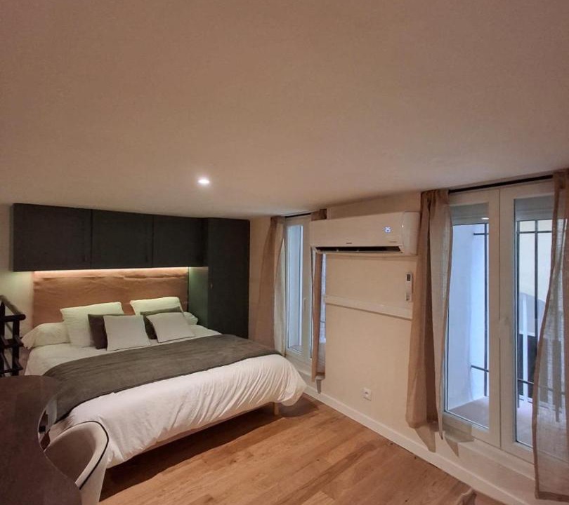 Photo of Others in Saint-Jean