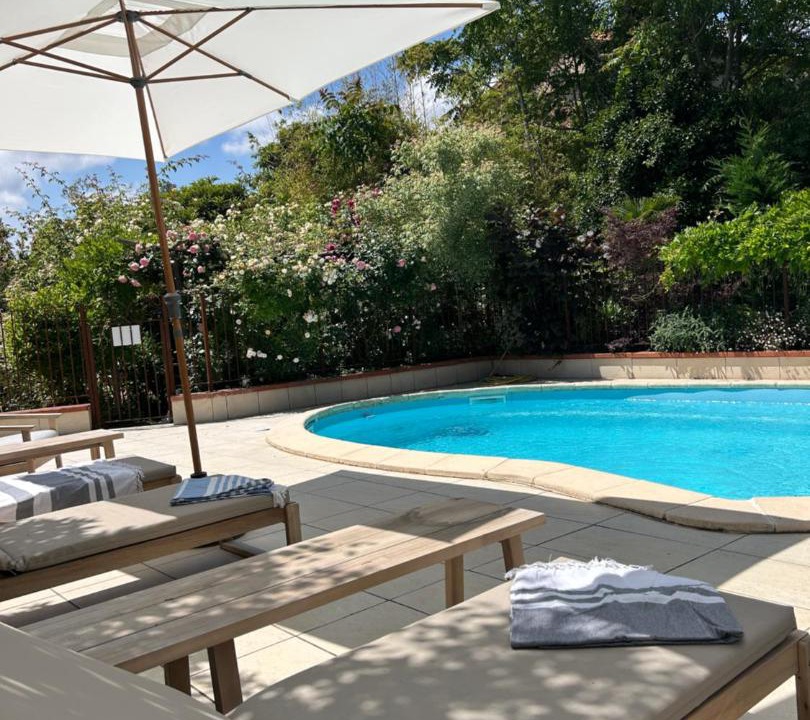 Photo of Others in Bages