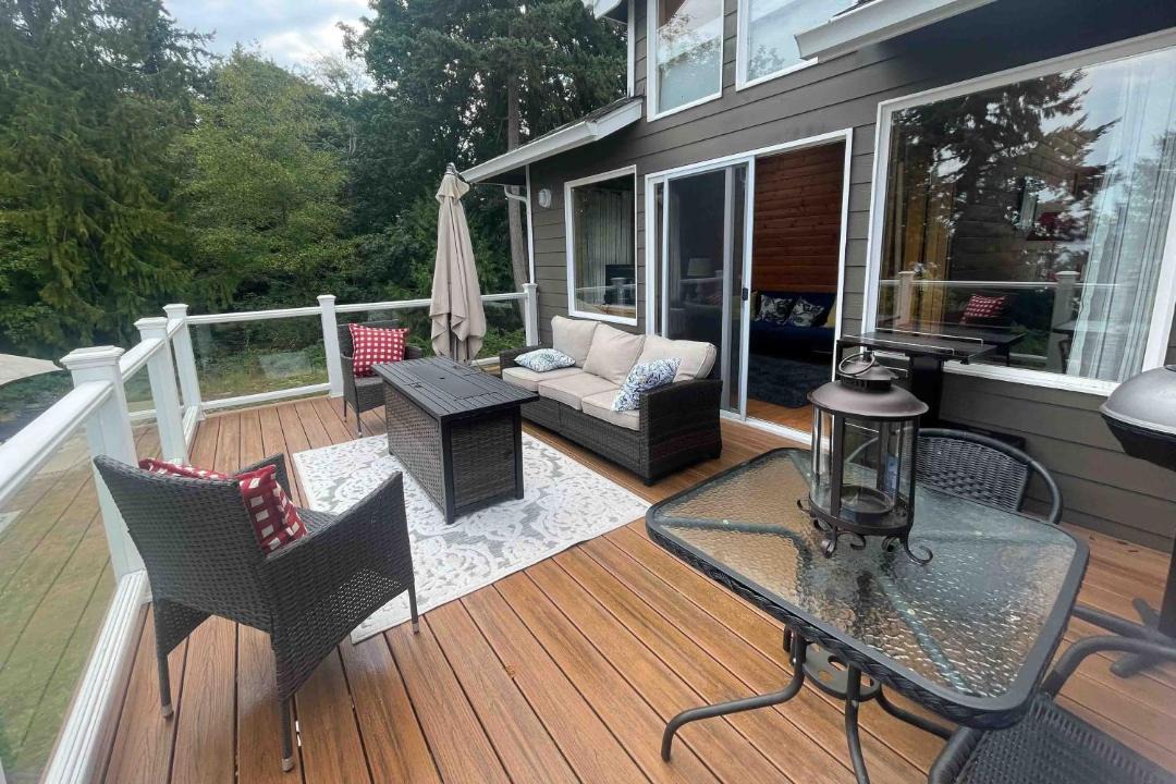 Photo of Patio Balcony in Hansville