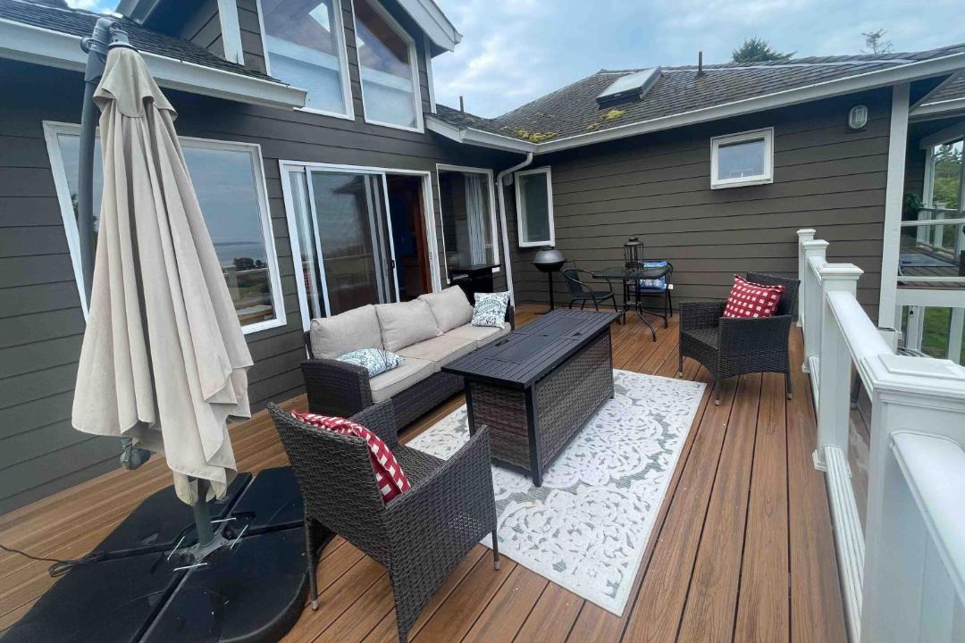 Photo of Patio Balcony in Hansville