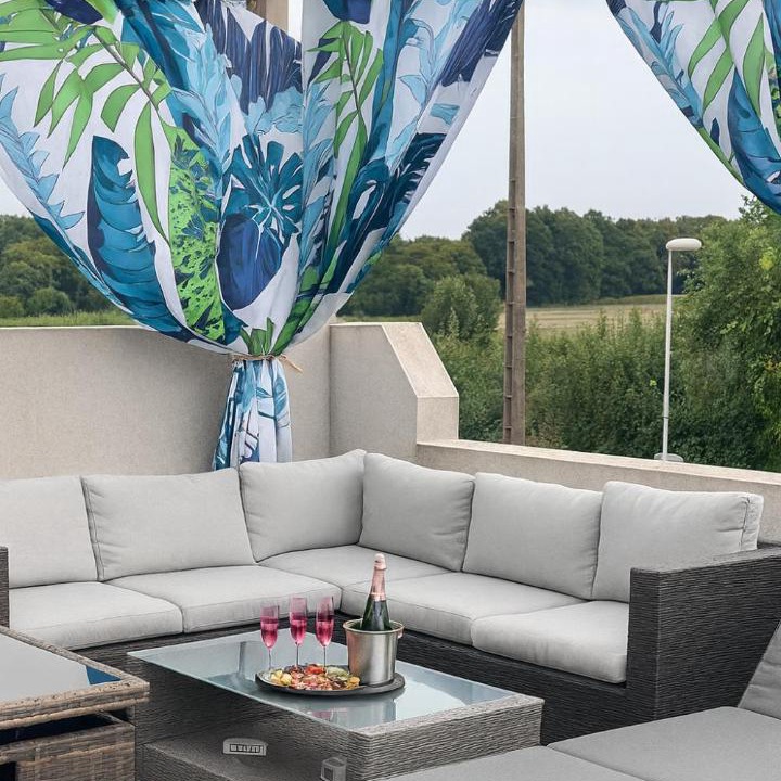 Photo of Others in Bords