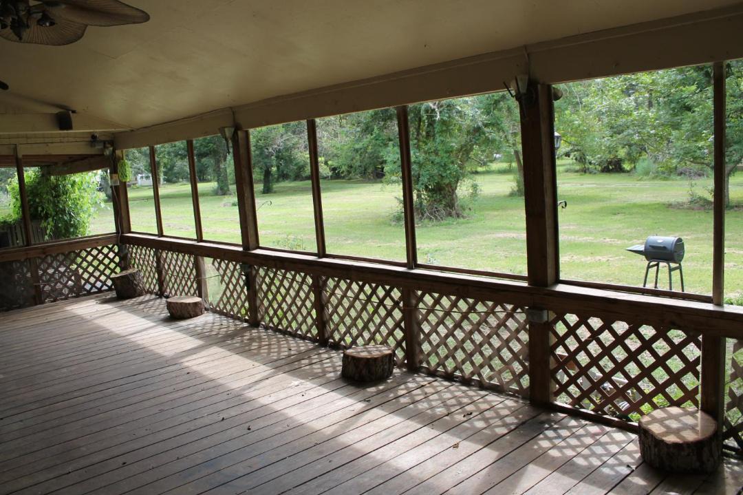 Photo of Patio Balcony in Iowa Colony