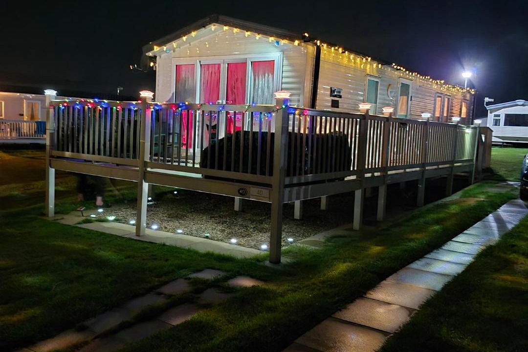 Photo of Others in Cayton Bay