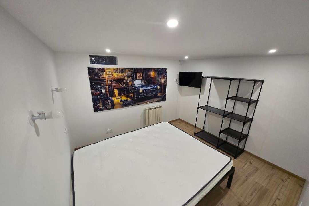 Photo of Others in Pin - Vert Galant